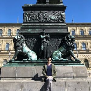 Meet your Posher, Daniel